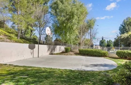 Stevenson Ranch Condominio | All Included & All Furnished 2 bed 2 bath Condo Ready to Move in!