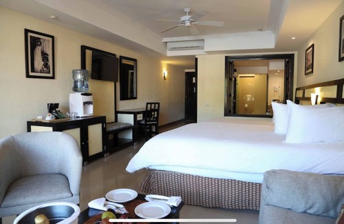 Playacar Fase II Complejo | All-Inclusive on the beach with VIP ACCESS Family Rivera Suite !!!!