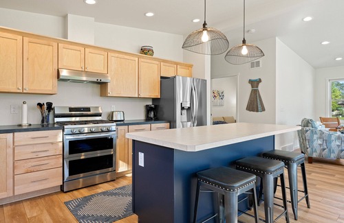 Jacksonport Casa | New 2024! - 1+ Acre, 5 Min Walk to Jport Beach, July 7-13 Still Available!