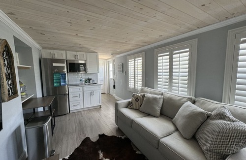 Matlacha Apartamento | Incredible location. Waterfront unit in Matlacha with many amenities!