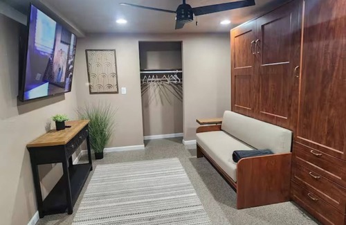 Mason City Apartamento | ALL New studio apartment across from Mercy Hospital