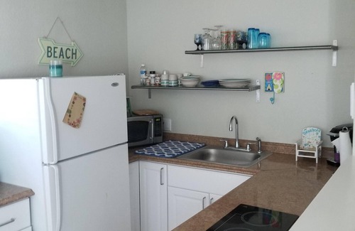 Belleair Bluffs Apartamento | ELLIE'S FUN & SUN ~ MASCOTAS son GRATIS ~ Piscina climatizada / spa ~ Super limpio ~ Capacidad 5