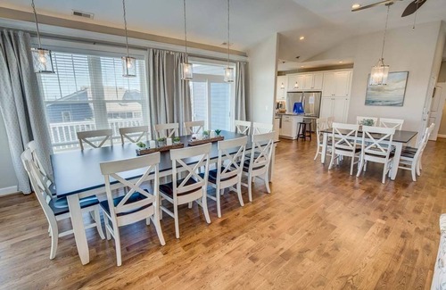 Sandbridge Casa | All-Sea-Suns | 670 pies de la playa | Piscina Privada, Tina Caliente