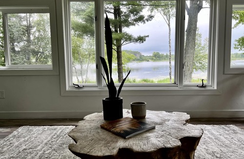 Gresham Cabaña | All-Season Modern Cottage on Red Lake - 45 min from Green Bay