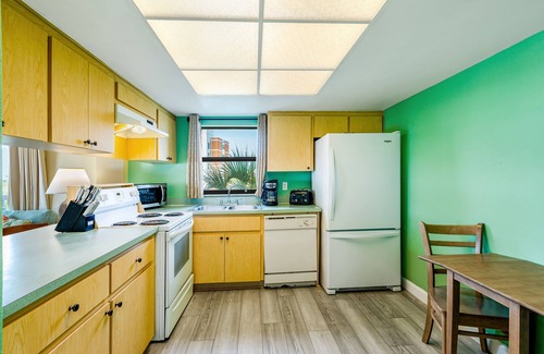 Madeira Beach Condominio | All Seasons Vacation Resort by Liberte'