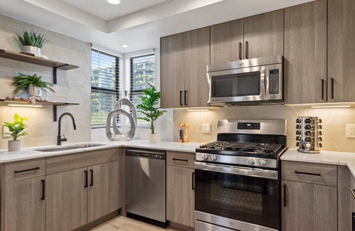 Kierland Apartamento | Spacious Top Floor View: Golf, Shop, Dine》Walkable