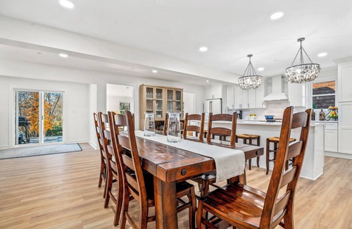 Wardour Casa | New! All Star Annapolis Retreat - Walk to Stadium