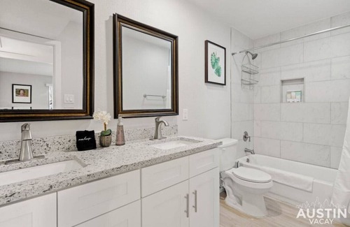 North University Apartamento | All the Essentials For You + Your Pet in Hyde Park