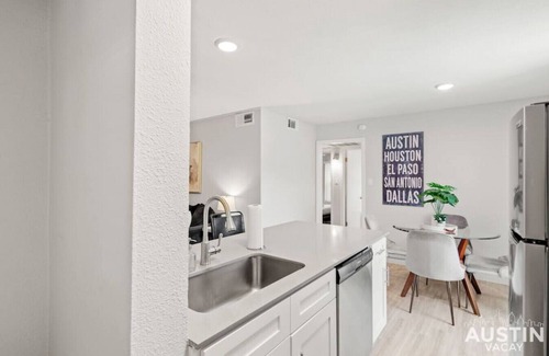 North University Apartamento | All the Essentials For You + Your Pet in Hyde Park