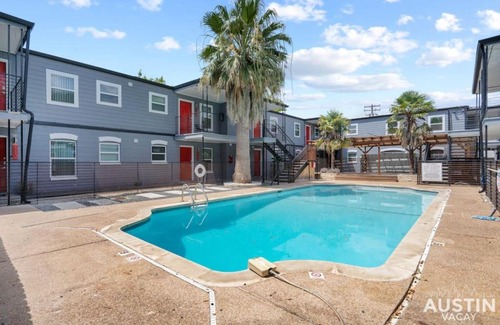 Hyde Park Apartamento | All the Essentials For You and Your Pet in Hyde Park