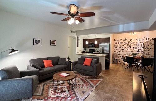 Parkwood Ranch Condominio | All You Need is Love