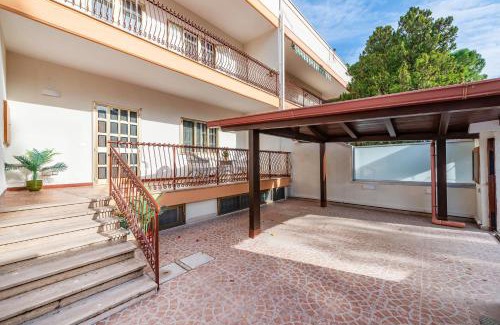 Municipio 4 Casa | Alla Villa In Bari City - Happy Rentals