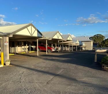 Kearneys Spring Hotel | Allan Cunningham Motel