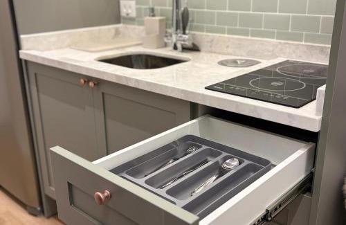 Matriz Apartamento | ALLBATEL922 - GUIKA STUDIOS · Studio no Batel c/Piscina, Academia e Coworking
