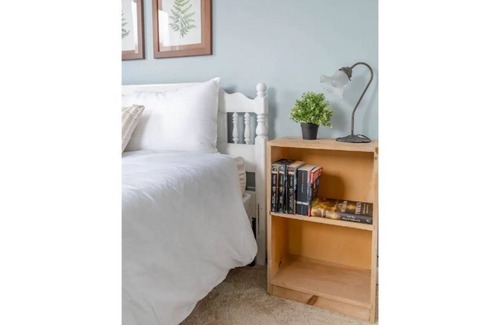 Blacksburg Casa | Allegany Cottage-Less than 2 miles to Virginia Tech!