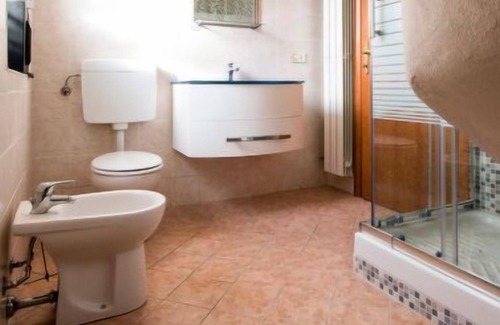 Luino Apartamento | Apartamento Allegra en Luino - 3 personas, 1 dormitorios