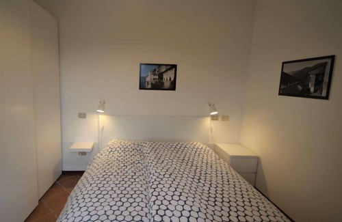 Luino Apartamento | Apartamento Allegra en Luino - 3 personas, 1 dormitorios