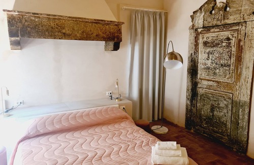 Quartiere di Porta Crucifera Casa | Allegra Toscana - Affittacamere Guest house