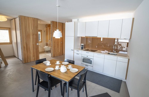 Sent Apartamento | Allegra und Herzlich Willkommen in der Ferienwohnung Chasa Loft 3 in Sent