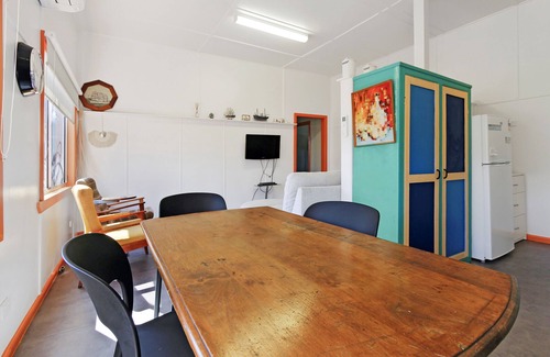 Lakes Entrance Casa | Allen's On Esplanade