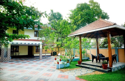 Aryad South Casa | Alleppey Haven Homestay Entire Ground floor