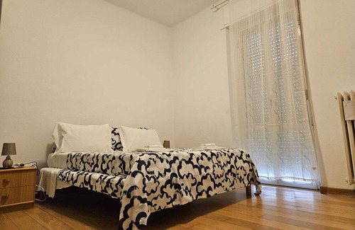 Pavia Apartamento | Alloggio Desiri