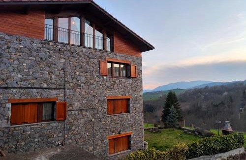Mollo Apartamento | Allotjaments Paratge Fabas