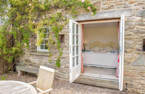 Pwllgloyw Casa | Alltybrain Farm Cottages and Farmhouse B&B