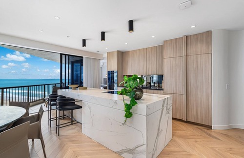 Surfers Paradise Apartamento | Allunga Sub Penthouse 4Bdr 4Bth Beach Front Top Location Ultimate Luxury Skyhome