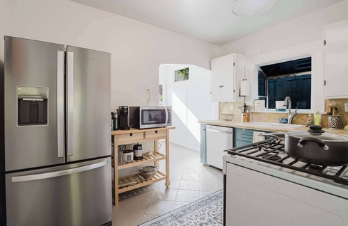 Mosswood Casa | Allura Oakland Your Private Sanctuary in the City