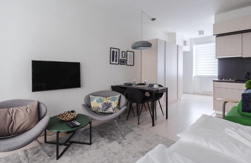 Corvin negyed Apartamento | Alluring Athmosphere State of the Art Style