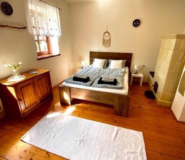 Monosbel Apartamento | Almáskert Vendégház