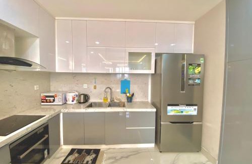 District 7 Apartamento | Alm's 2 BedRoom Apartment at Sunrise City District 7