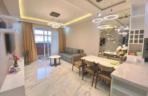 District 7 Apartamento | Alm's 2 BedRoom Apartment at Sunrise City District 7