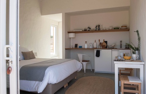 Baia dos Tiros Apartamento | Alma Cheia Costa Vicentina Studio