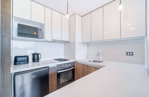Apoquindo Apartamento | Alma Studio - Wifi, Estacionamiento & Mall