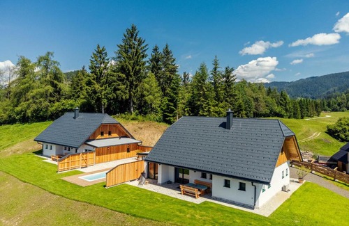 Fohnsdorf Chalet De Esquí | ALMCHALET Smaragd