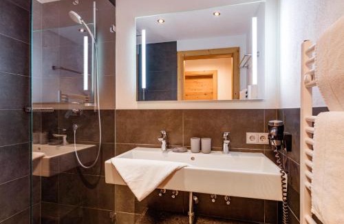 Kirchberg in Tirol Hotel | Almhof Kitzlodge - Alpine Lifestyle Hotel