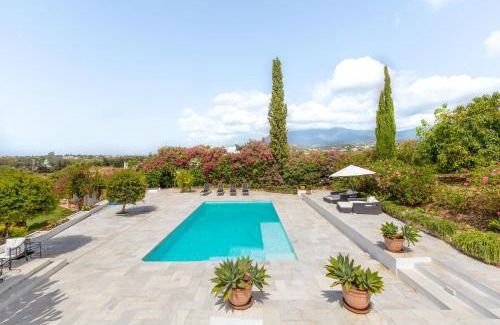 New Golden Mile Casa | Almijan Alegria