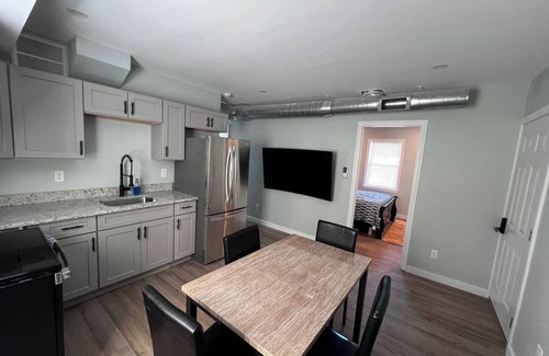 Mount Pleasant Apartamento | Almira Properties Unit 3