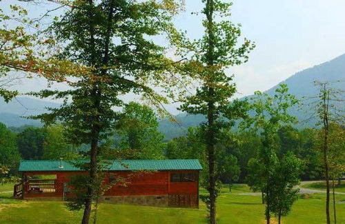 Wears Valley Casa | Almost Camping Too Cabin