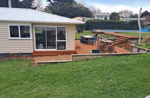 Waiuku Casa | Almost Coastal - Pool & Hot Tub
