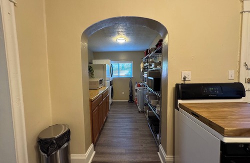 Grafton Casa | Almost Heaven at the River, a boutique 3BR/2BA retreat along the Tygart River.