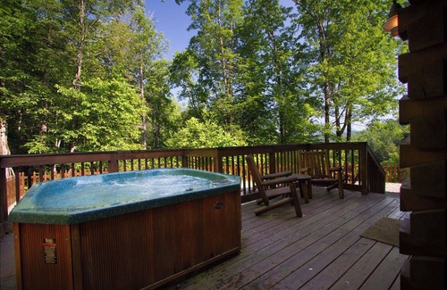Bryson City Cabina | Almost Heaven log cabin mountain escape