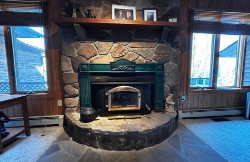 Alpine Lake Casa | Almost Heaven-relax in nature