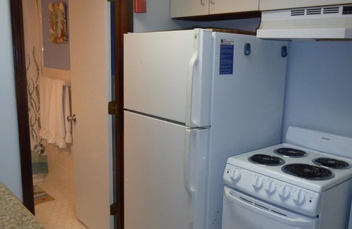 North Myrtle Beach Condominio | Almost Heaven, Affordable Oceanfront, End Unit, Se admiten perros, 2 habitaciones / 1 baño.