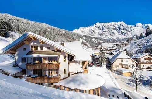 Dienten am Hochkoenig Apartamento | Almsuite Large - ALMHOF Alpin Apartments & Spa