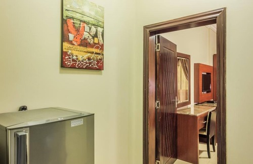 Al Malaz Hotel | AlMuhaidb Furnished Units King Abdulaziz