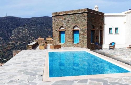 Ydrousa Apartamento | "Aloe On the Rock" by Explore Andros