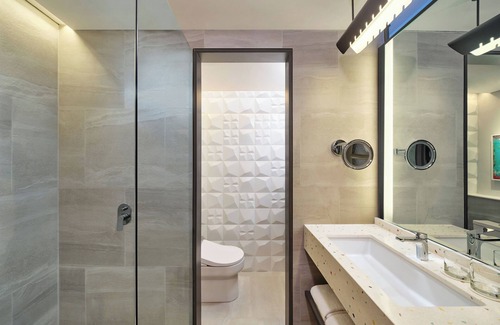 Downtown Kuta Hotel | Aloft Bali Kuta at Beachwalk
